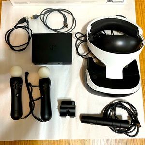 Play station VR Bundle used like new
